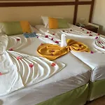 Hotel Armas Bella Luna Side