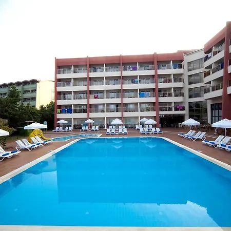 Armas Bella Luna 4* Side