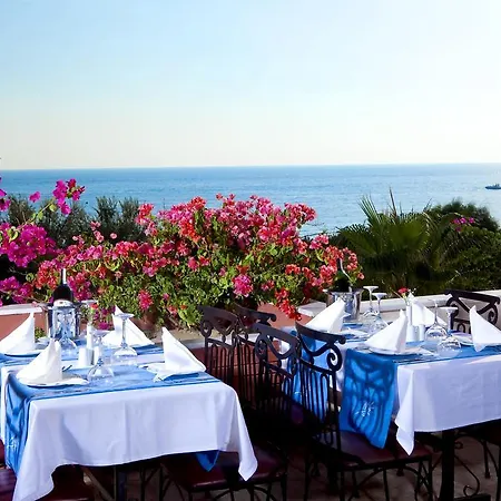 Armas Bella Luna Hotel Side