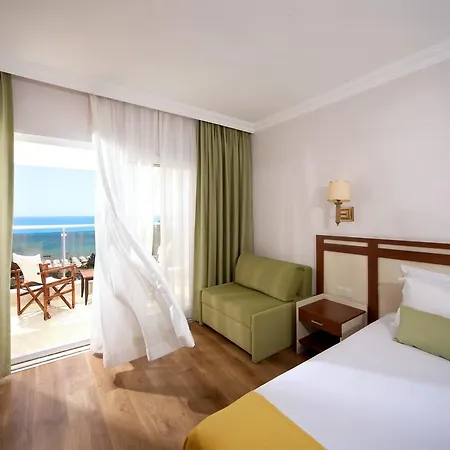 Armas Bella Luna 4* סייד