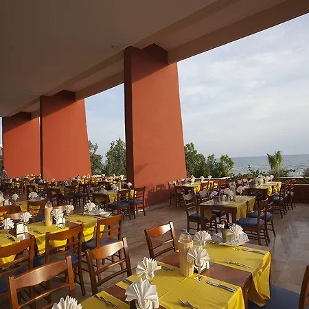 Armas Bella Luna Hotel