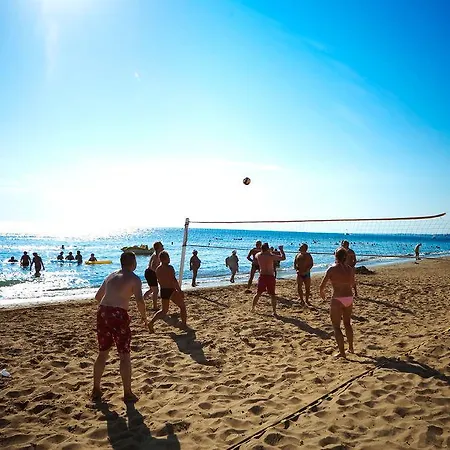 Armas Bella Luna 酒店 4*