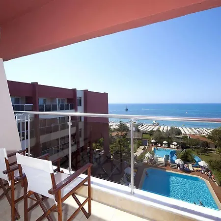 Armas Bella Luna Hotel Side
