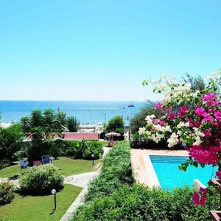 Hotel Armas Bella Luna Side