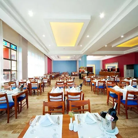 Armas Bella Luna Hotel 4*