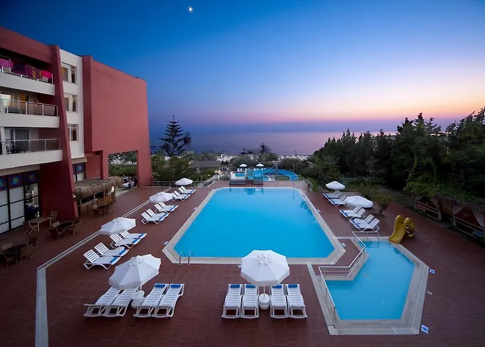 Armas Bella Luna מלון