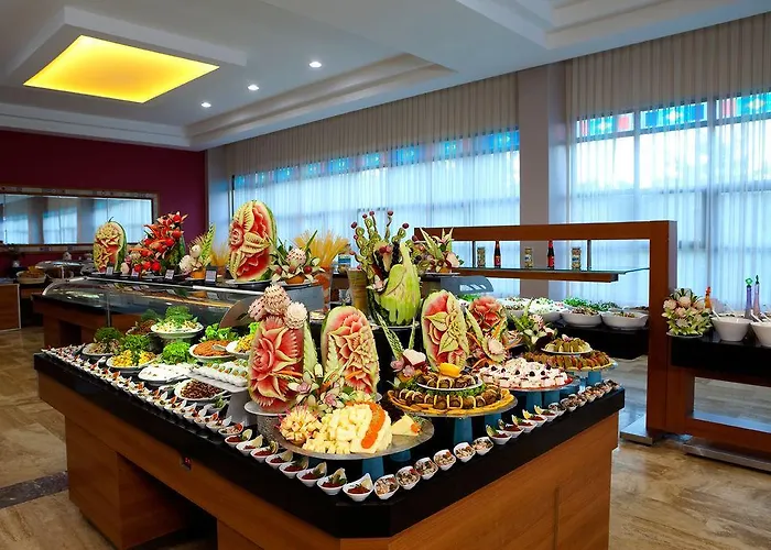 Armas Bella Luna Hotel 4*