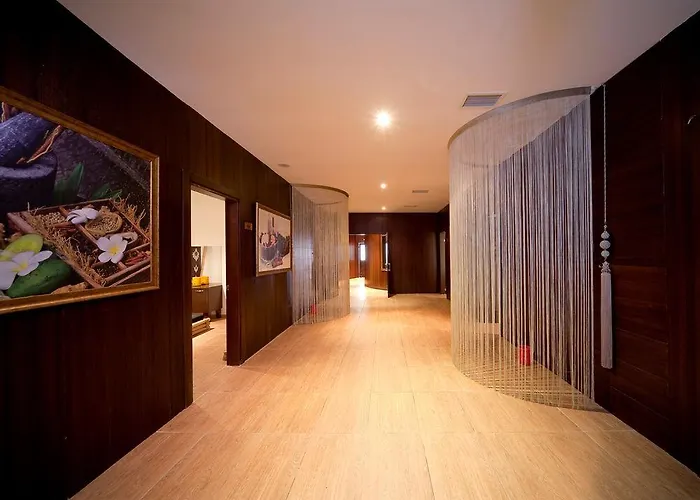 Armas Bella Luna Hotel 4*