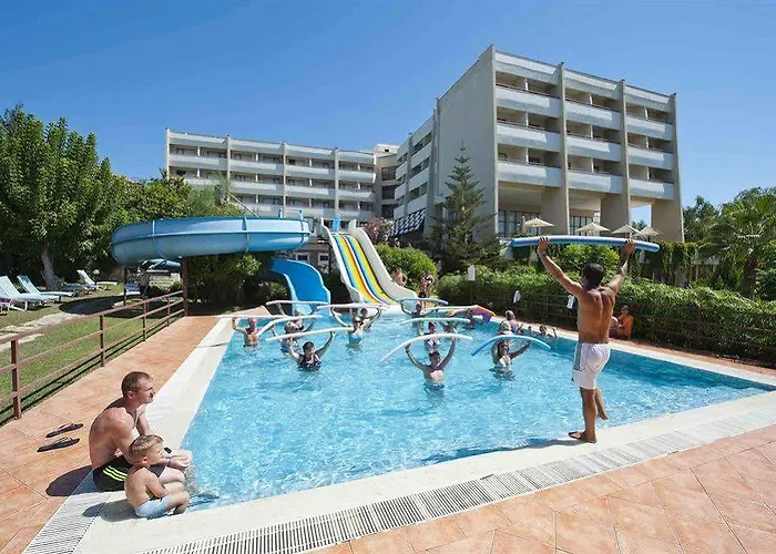 Hotel Armas Bella Luna