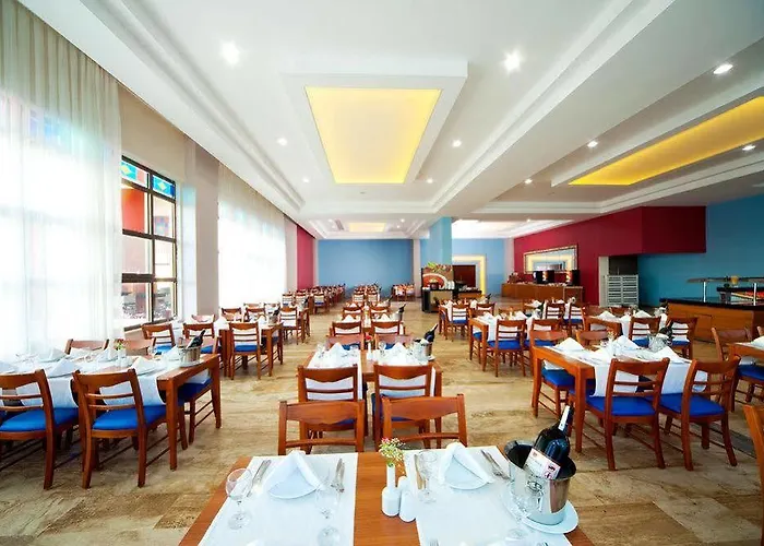 Armas Bella Luna Hotel 4*