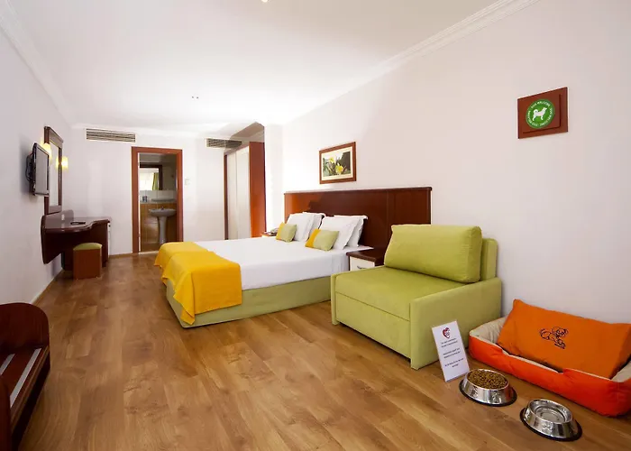 Armas Bella Luna 4* Side