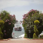 Armas Bella Luna 4*