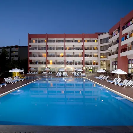 Armas Bella Luna 4* シダ