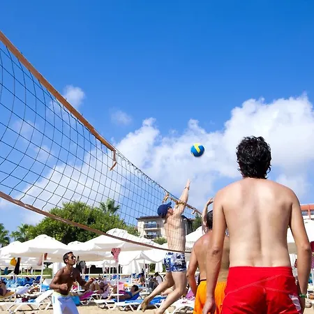 Armas Bella Luna ホテル