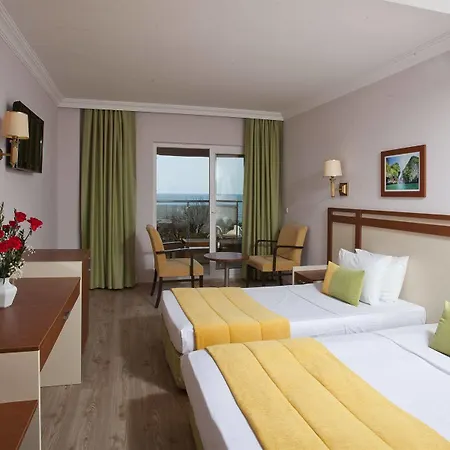 Armas Bella Luna ホテル